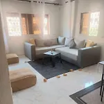 Appartement Chic Et Moderne.